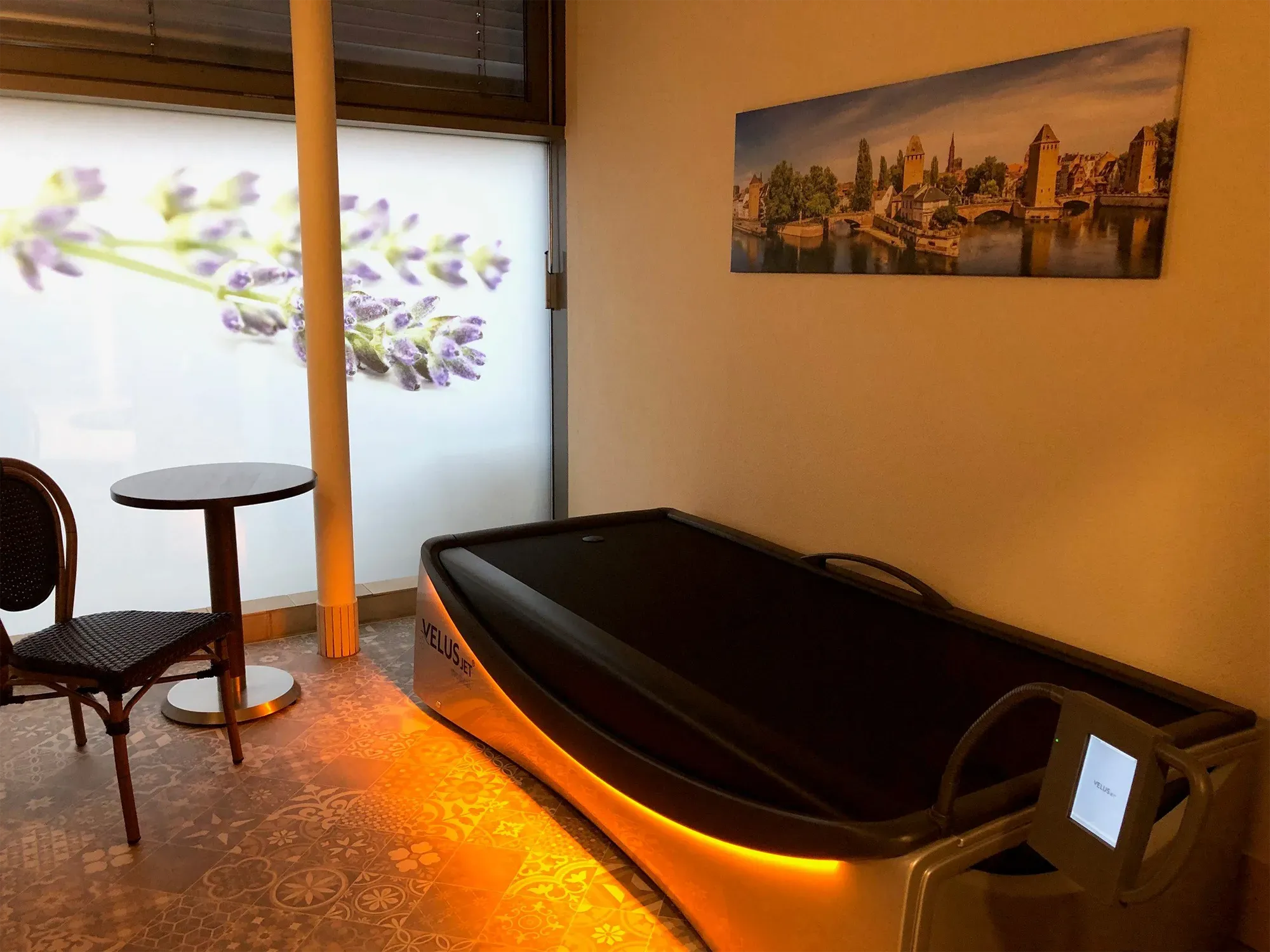 Hydrojet – VelusJET – L'expérience de bien-être holistique
